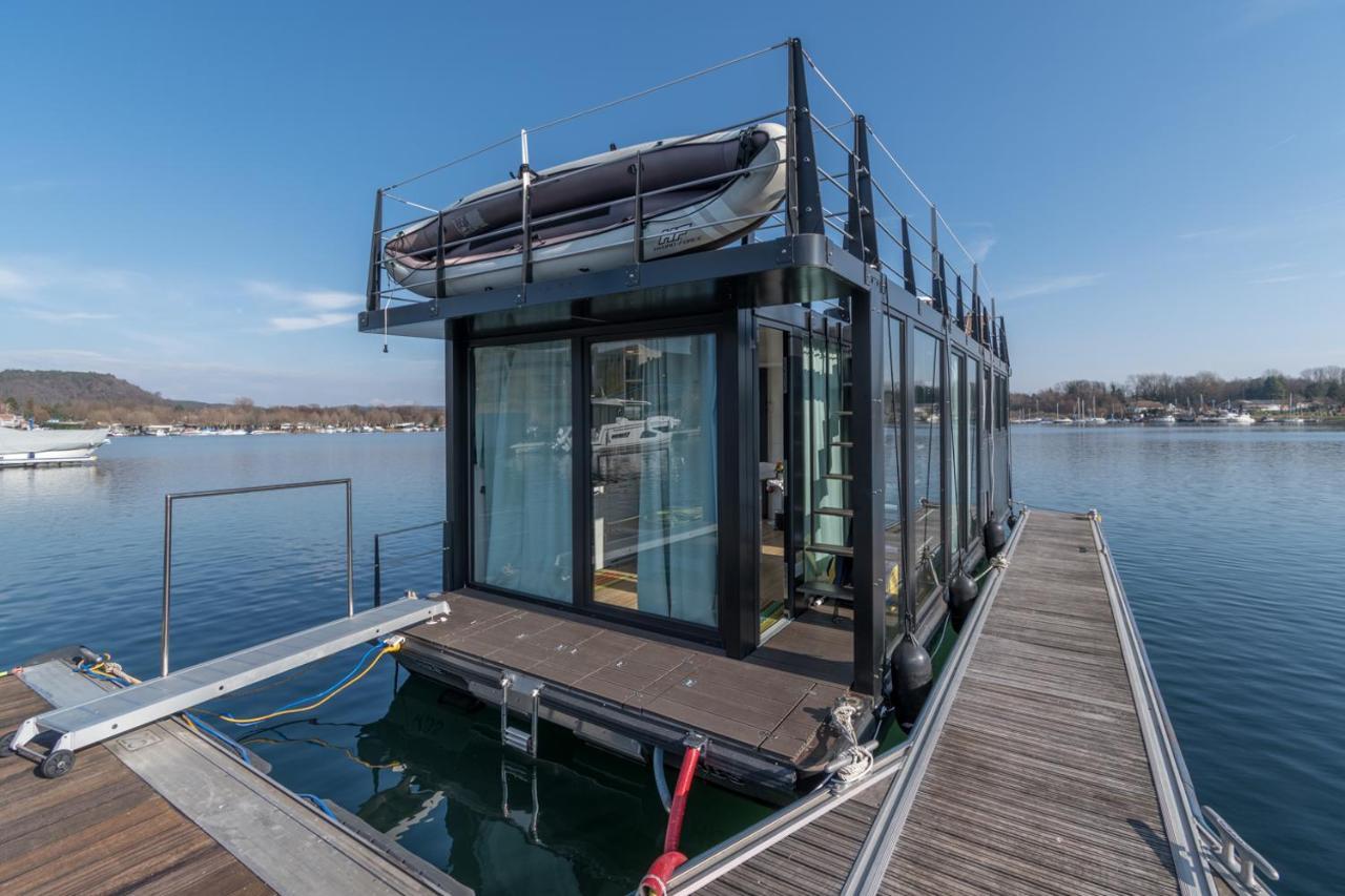 La Dolce Vita House Boat Hotel Lisanza Екстериор снимка